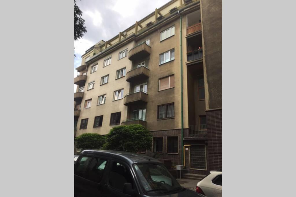 A Cosy Studio In The City Centre Bratislava Exterior foto